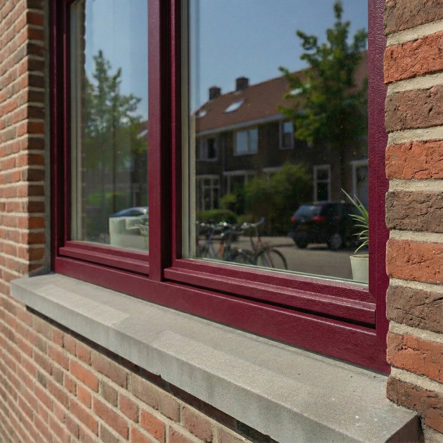 KRF Kozijnfolie Wijnrood RAL 3005 (Houtnerf) - Zelfwrappen.com